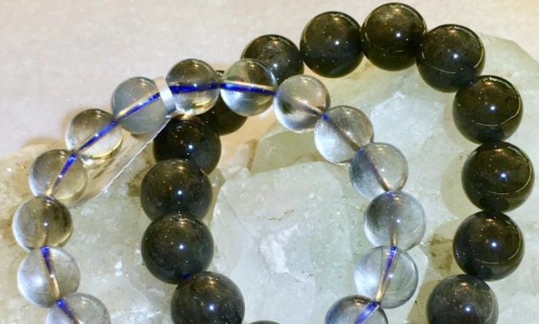 藍髮晶配戴方法