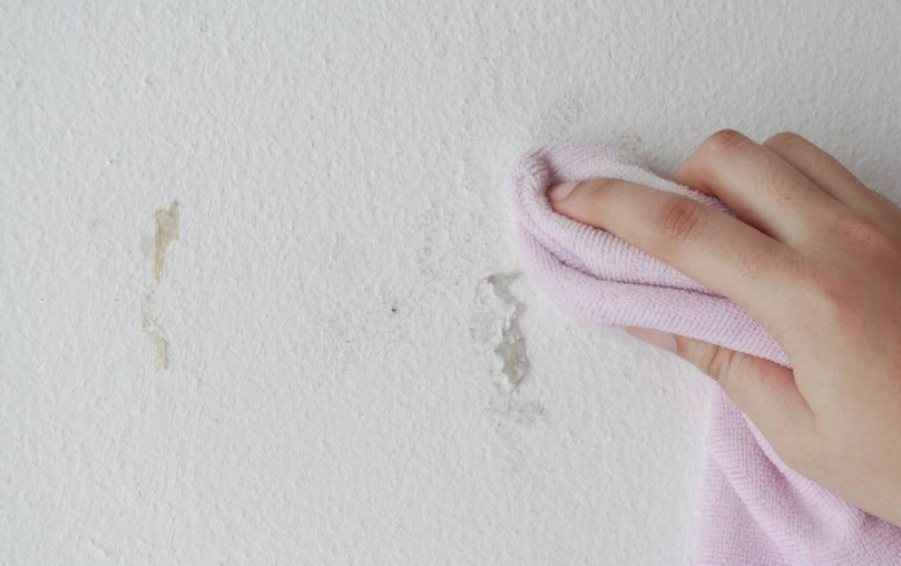 殘膠去除終極指南：實用技巧讓清潔變簡單