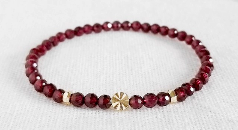 紅石榴石手鍊如何挑選