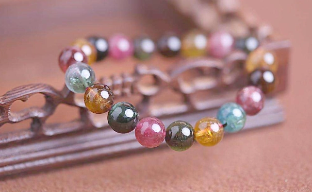 如何分辨碧璽瑪瑙 如何分辨碧璽瑪瑙