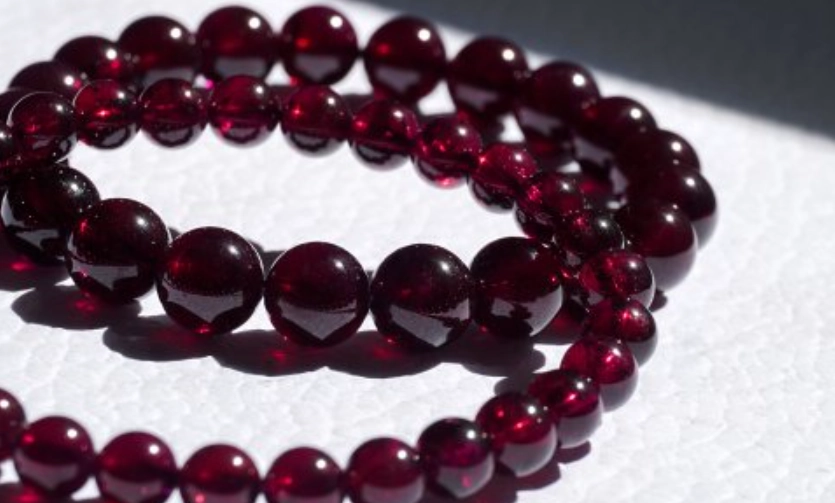 紅石榴石佩戴禁忌