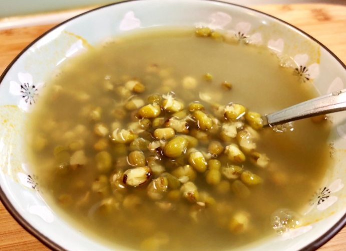 綠豆湯治療痘痘