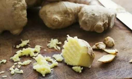 炒菜薑要去皮嗎