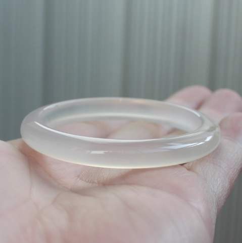 瑪瑙手鐲辨識方法