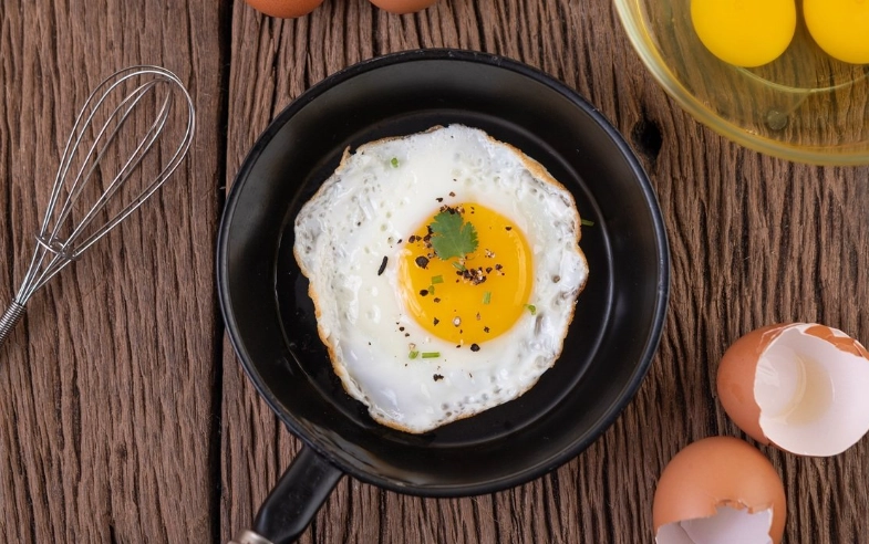 不沾鍋煎蛋技巧