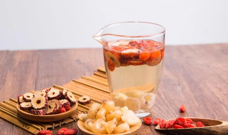 經期喝桂圓紅棗茶