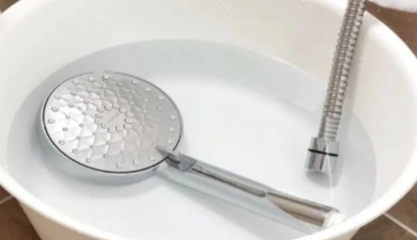 白醋清潔浴室比例