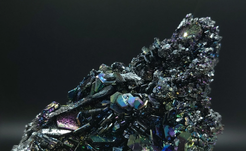 七彩礦原石功效全攻略：天然礦石的驚人療癒力量